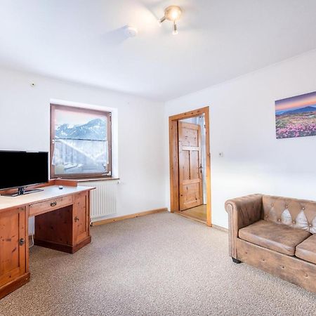 Apartment Maratim Zur Zugspitze Ehrwald Esterno foto