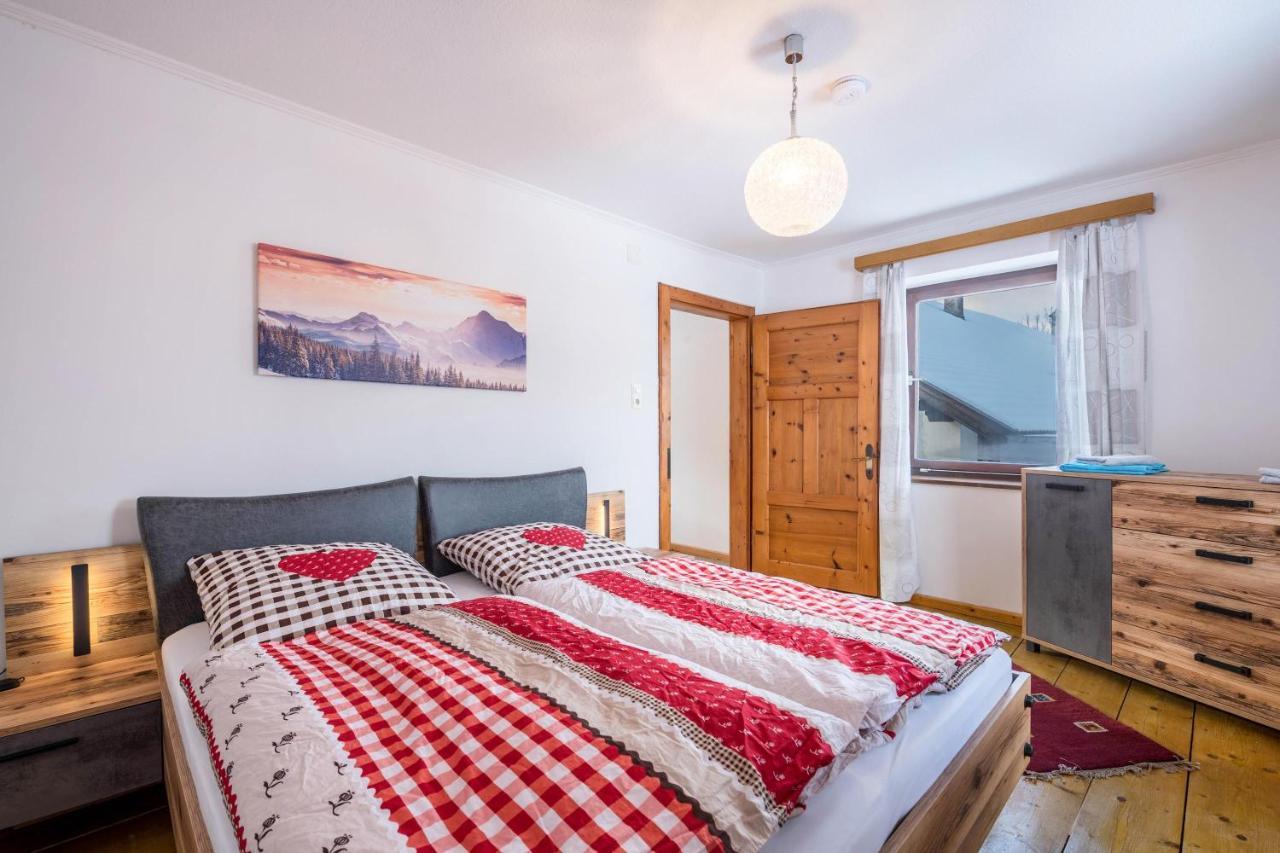 Apartment Maratim Zur Zugspitze Ehrwald Esterno foto