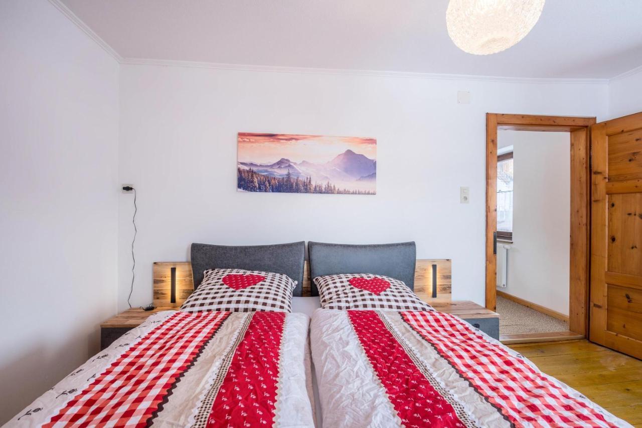 Apartment Maratim Zur Zugspitze Ehrwald Esterno foto