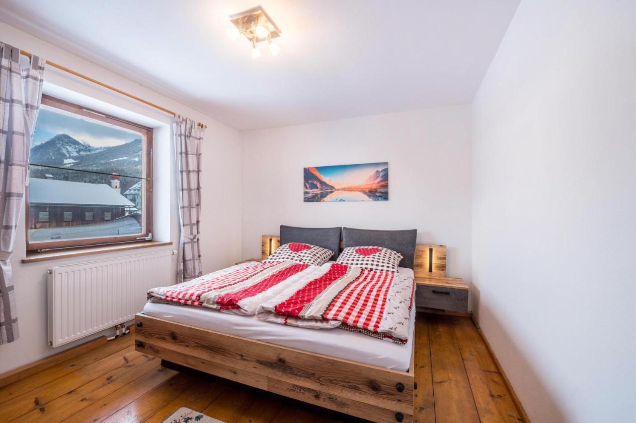 Apartment Maratim Zur Zugspitze Ehrwald Esterno foto